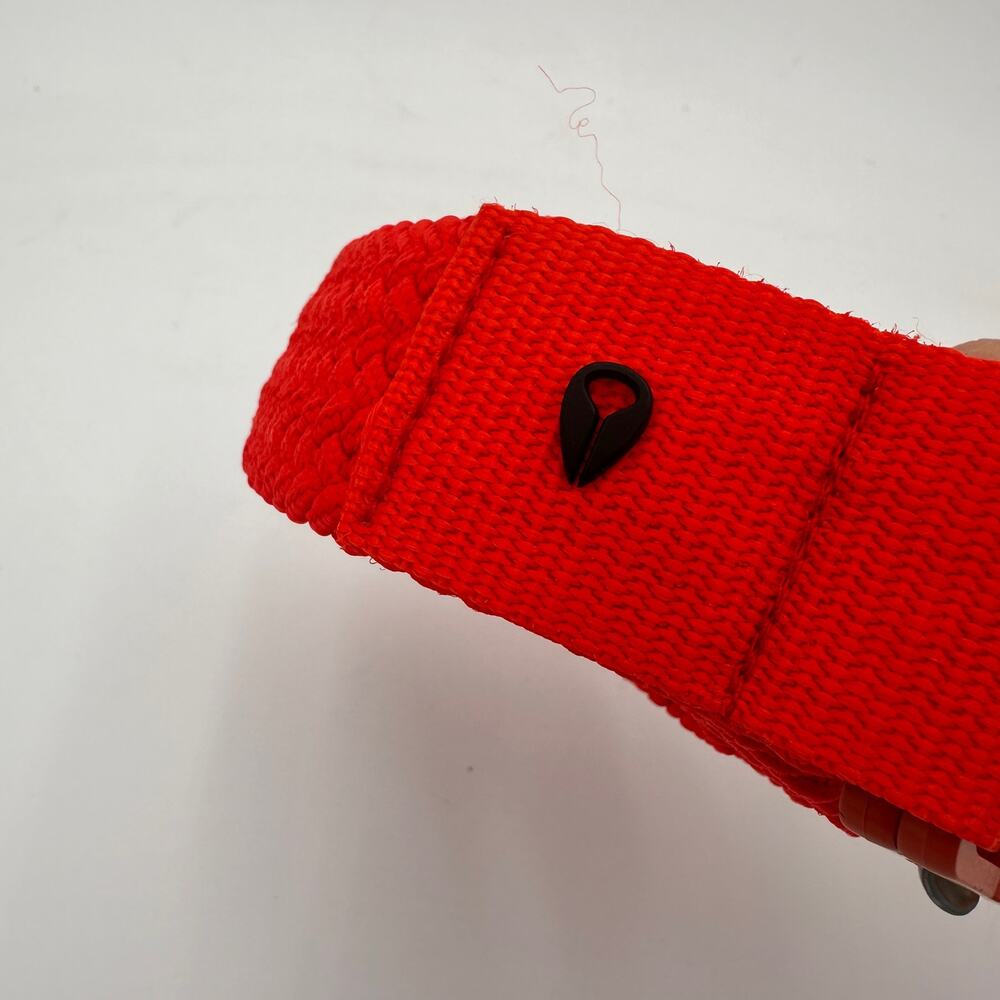 Red Canvas Braided Keyhole Logo Belt - Picture 2 of 6